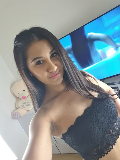 Nini Vanily - Escort Girl from Jersey City New Jersey