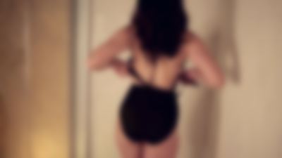 Sidney Santos - Escort Girl from Cary North Carolina