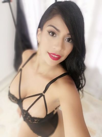 Adara Derail - Escort Girl from St. Louis Missouri