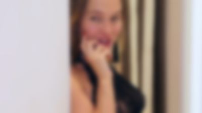 Alisakim - Escort Girl from Naperville Illinois