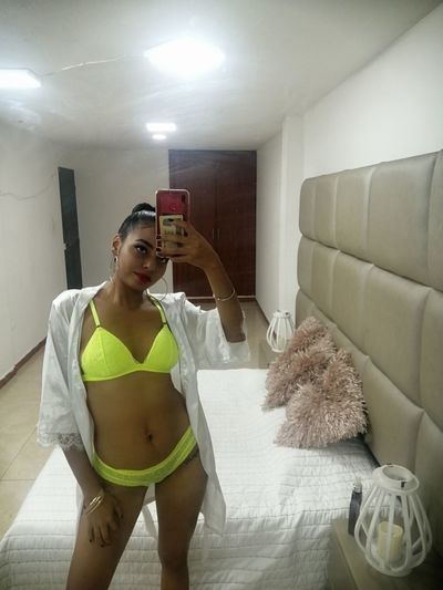 Alyne Lin - Escort Girl from Coral Springs Florida