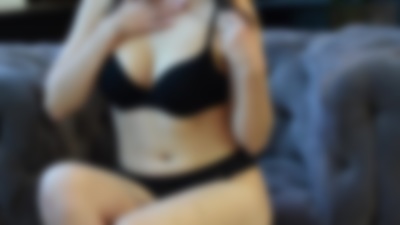 Super Busty Escort in Chicago Illinois