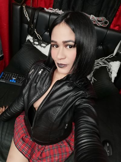 Cindy Hamilton - Escort Girl from Raleigh North Carolina