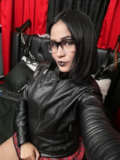 Cindy Hamilton - Escort Girl from Raleigh North Carolina