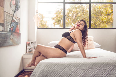 Emma Bradley - Escort Girl from Pomona California