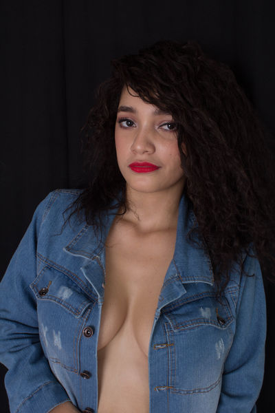 Linda Keating - Escort Girl from New Haven Connecticut