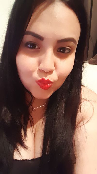 Pacific Islander Escort in Toledo Ohio