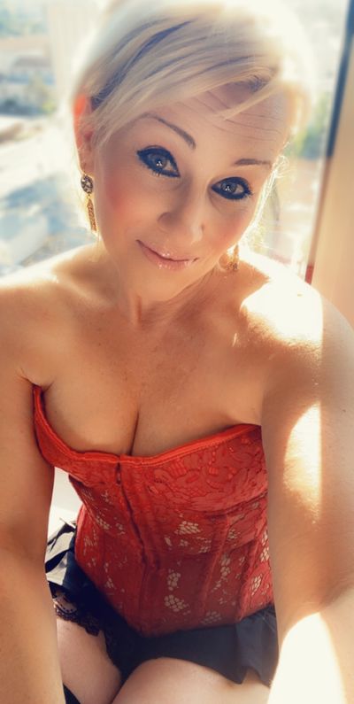 Gwendolyn Colby - Escort Girl from Tulsa Oklahoma