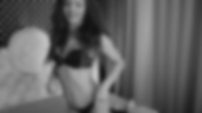 Redhead Escort in Green Bay Wisconsin