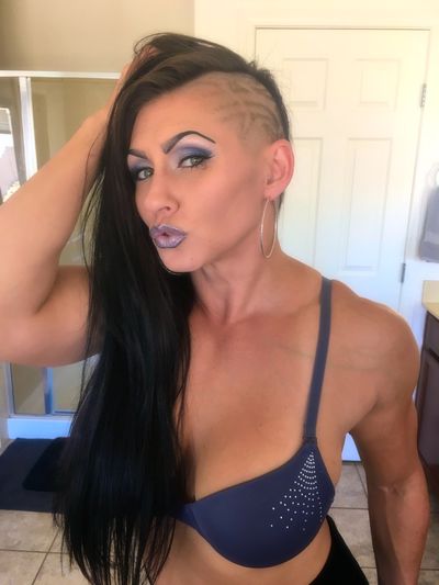 Queen Karma - Escort Girl from Gilbert Arizona