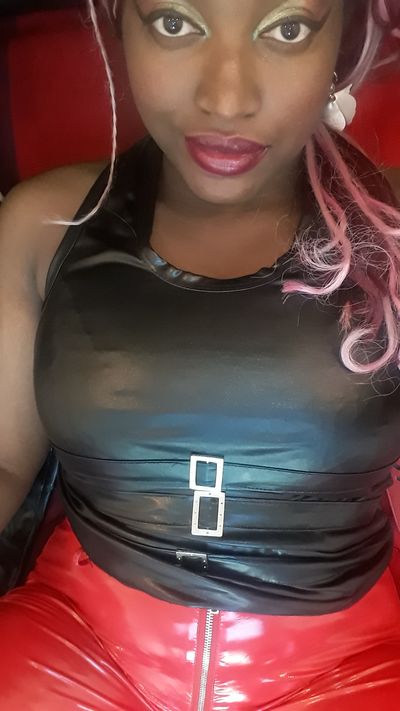 Ruby Ebon Switch - Escort Girl from Stockton California