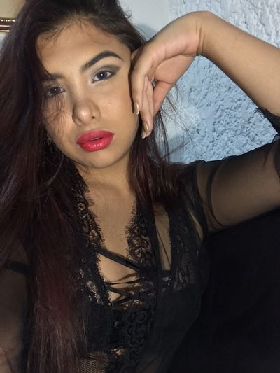 Sarah Wallton - Escort Girl from Wichita Kansas