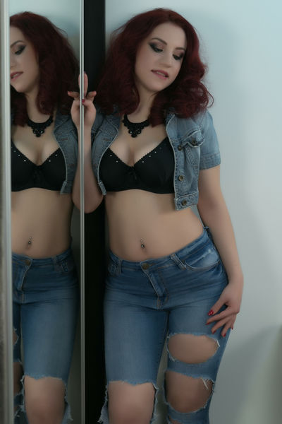 Sharon Flame - Escort Girl from Bellevue Washington