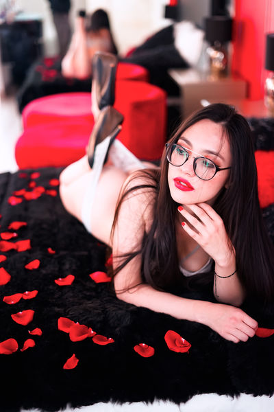 Yuki Gray - Escort Girl from Costa Mesa California